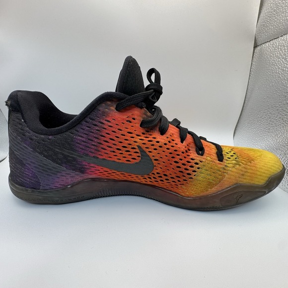 Size 10 Nike Kobe 11 Sunset 2016 836183-805  (USED & Original Box) - Picture 14 of 16